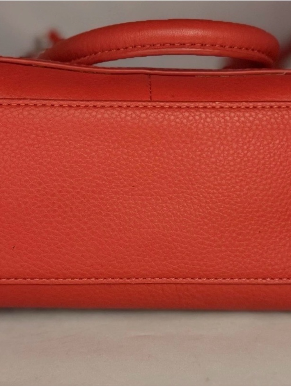 Red Leather Sam Edelman Crsbdy Retro Sleek Clueless 90’s 8.5”W x 7.5”H x 3.5”D - Picture 11 of 16